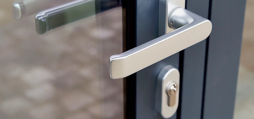 Broken Door Lock Cylinder Repair in Burbank, California