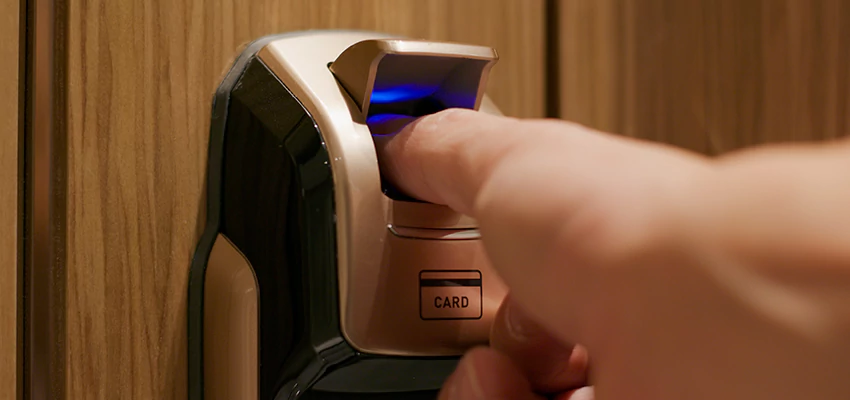 Locksmith Company For Window Lock Installation in Burbank, California