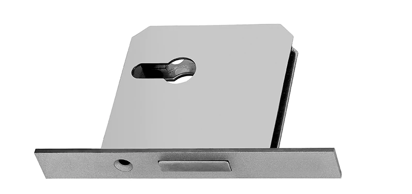 Fix A Deadbolt Door Lock in Burbank, California