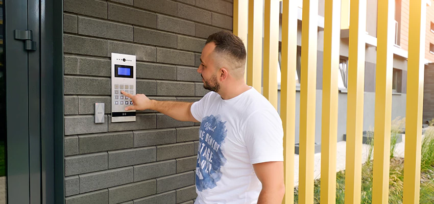 Locksmith Company For Smart Lock System Installation in Burbank, California